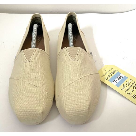 TOMS Canvas Slip On Flats Natural Beige Tan Cream Size 9.5 NEW - Picture 2 of 9